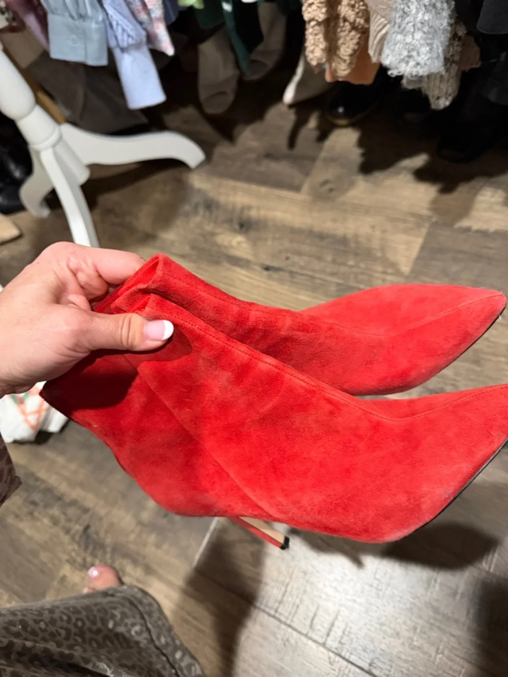 Steve Madden Carey Pointed-Toe Suede Ankle Boots - Red & Black Bundle - Picture 12 of 14